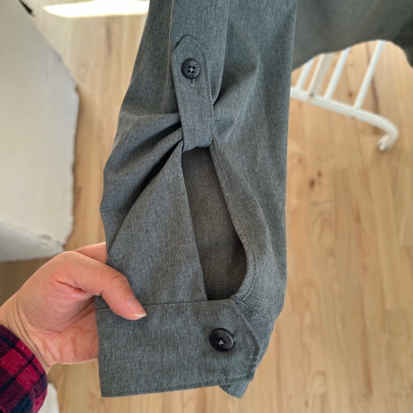 REI Women's Softshell Jacket in Gray - Picture 5 of 5